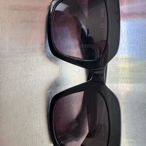 Black Oversized Sunglasses